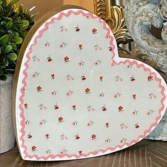Other - NEW! Vintage Inspired Shabby Chic Valentines Day Wood & Enamel Floral Love Heart